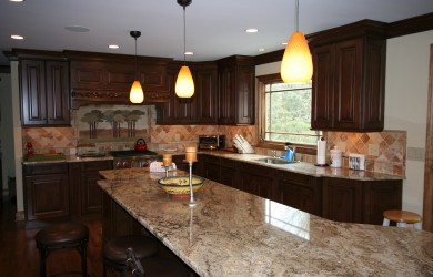 Custom Kitchen Cainets Installed